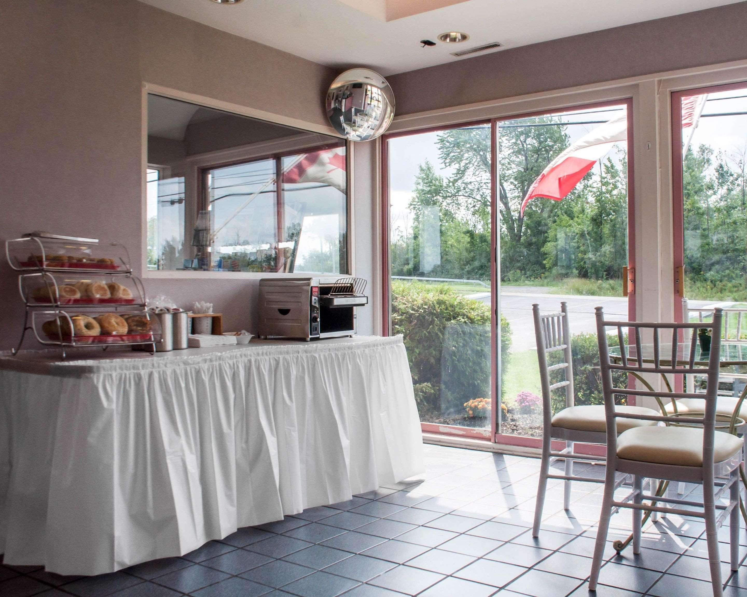 Econo Lodge Buffalo South Blasdell Dış mekan fotoğraf